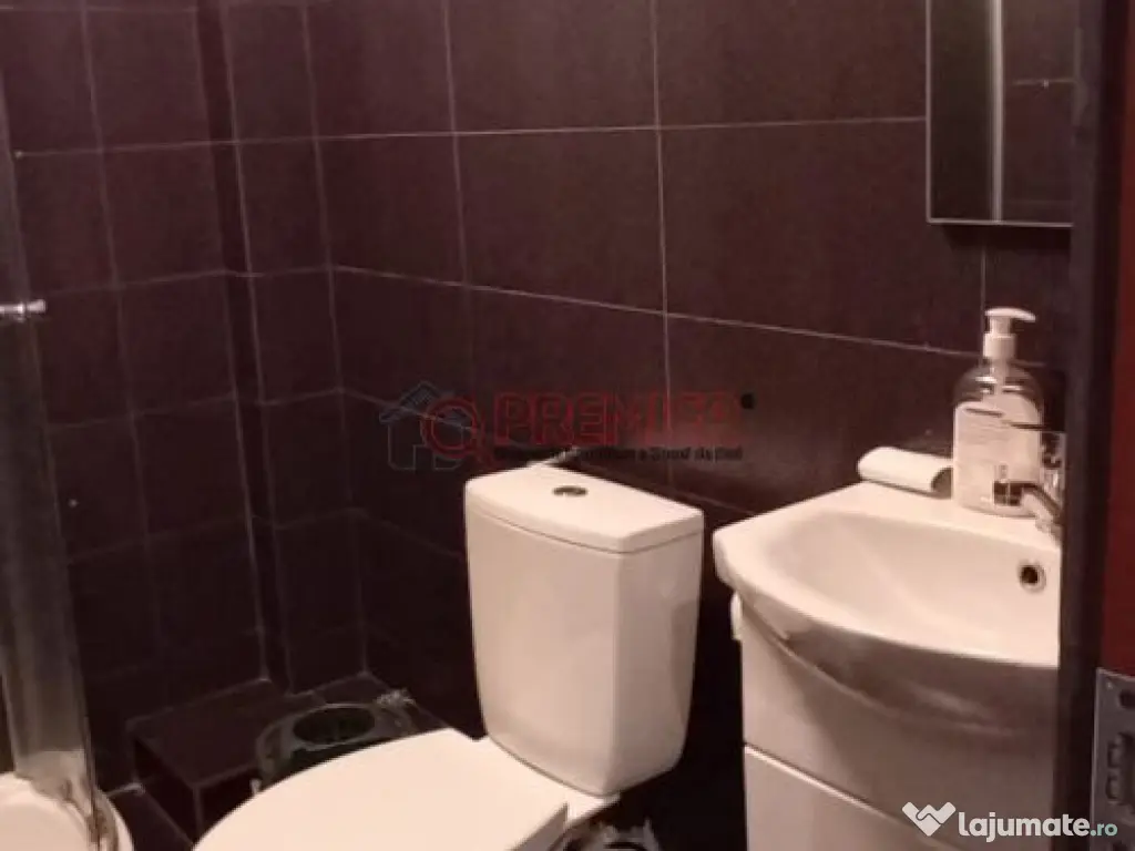 Metrou Eroii Revoluției - Garsonieră