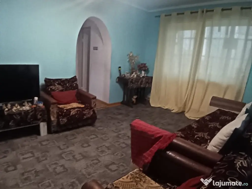 Traian, 3 camere, decom., cu garaj 