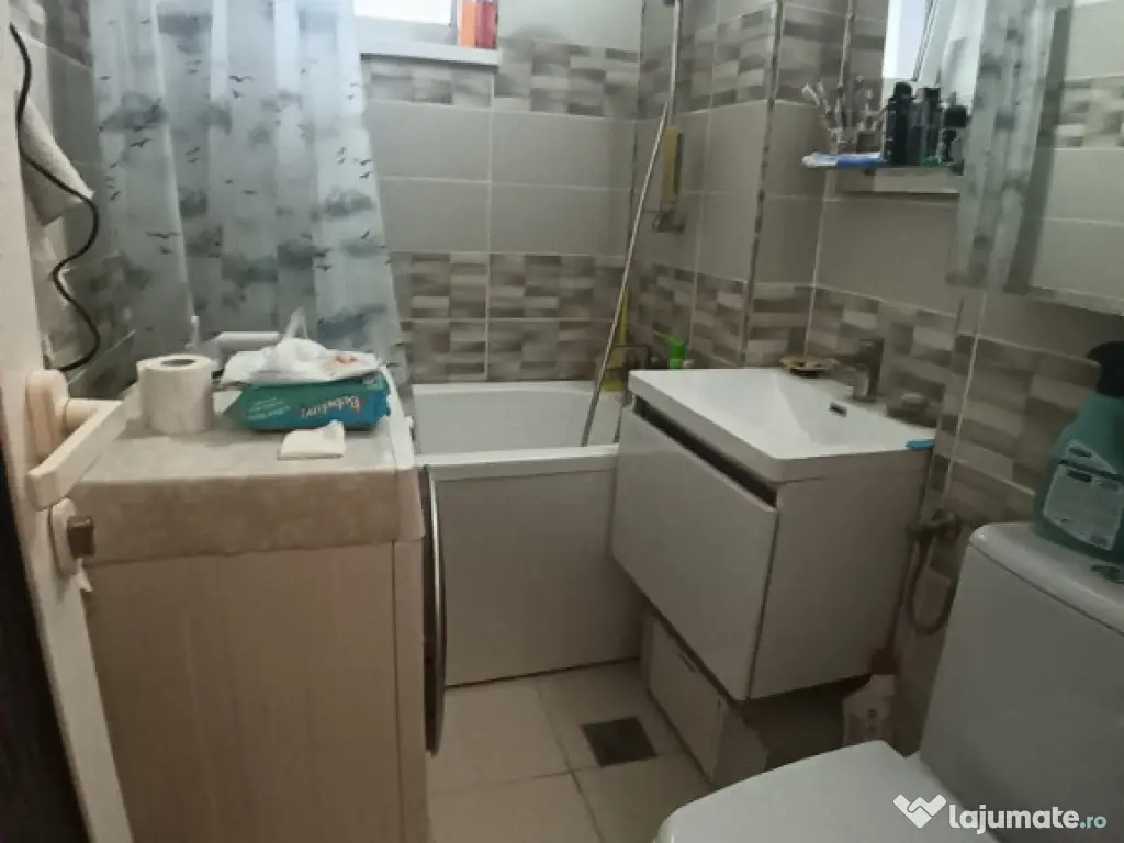 Traian, 3 camere, decom., cu garaj 