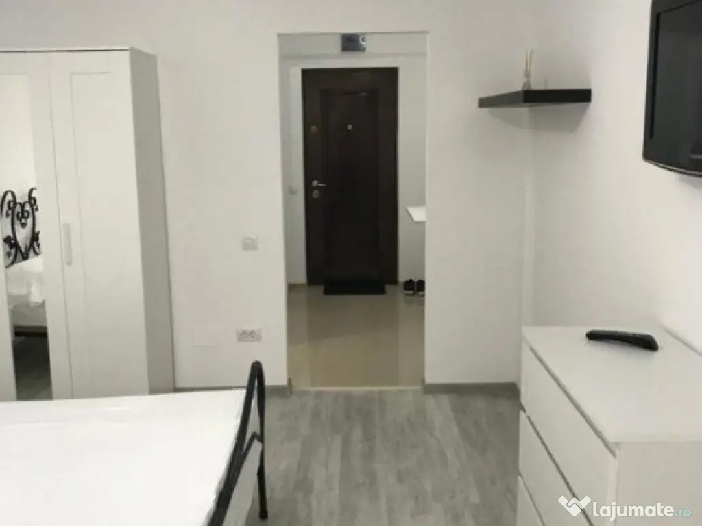 Garsoniera Tiglina 1, etaj 1 renovata recent