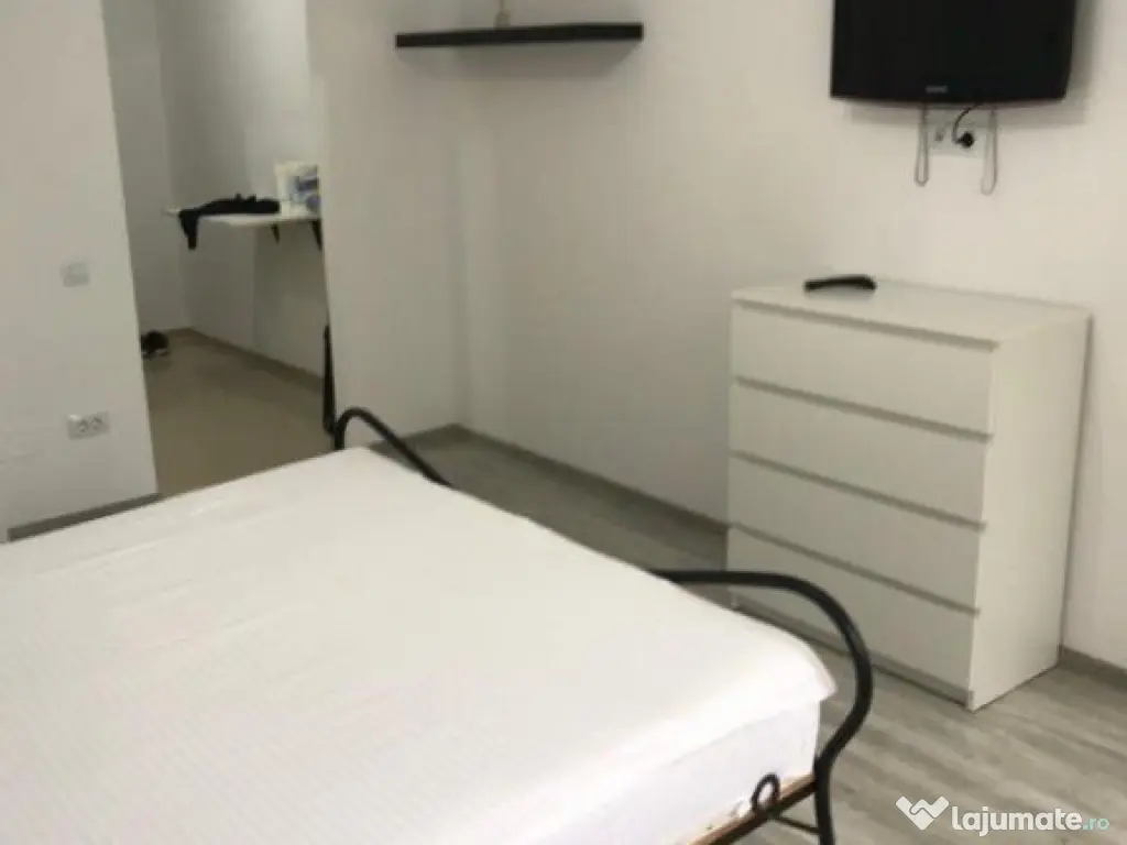 Garsoniera Tiglina 1, etaj 1 renovata recent