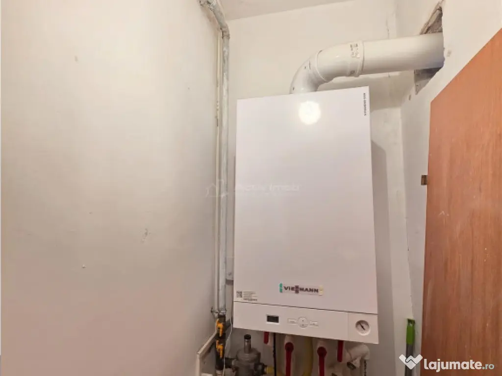 4 camere - centrala termica - parcare - Crangasi