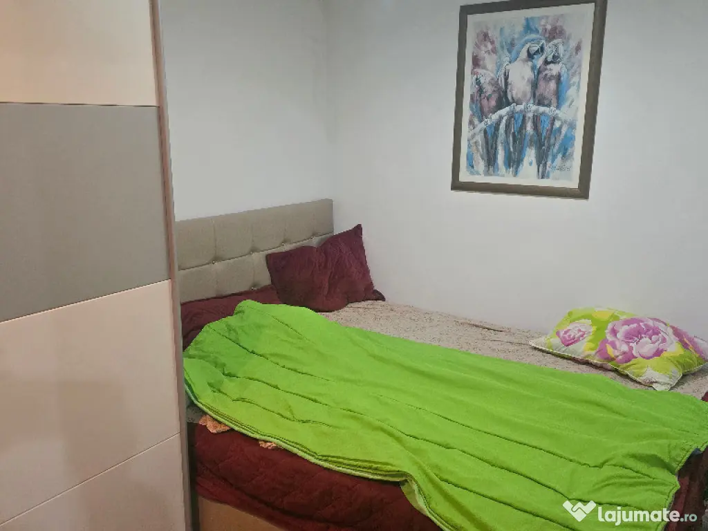 Vand apartament cu 3 camere in Deva, zona Dacia, mobilat, utilat 