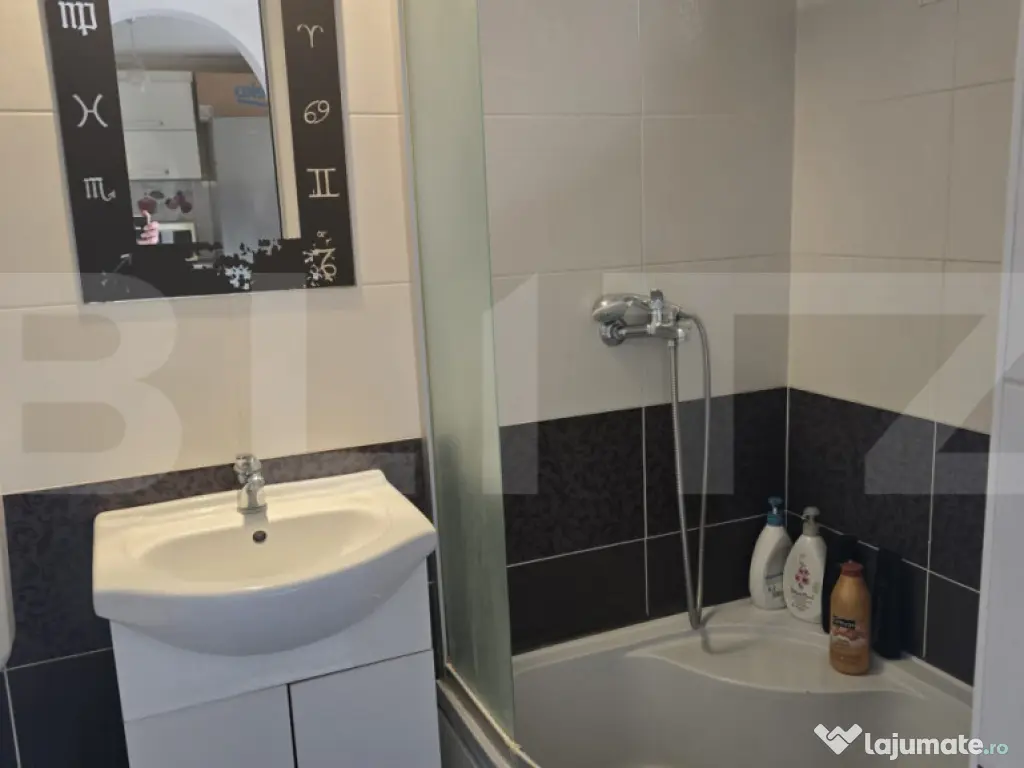 Apartament 2 camere, 52 mp, zona Central 