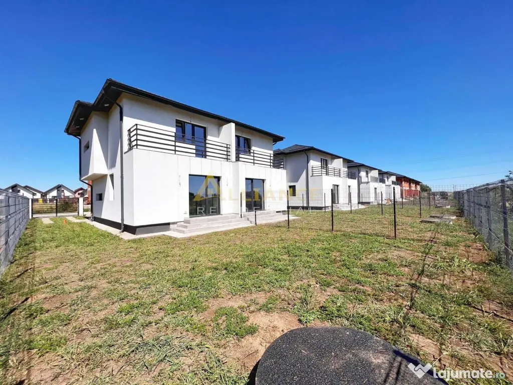 Casa tip duplex - 3 camere - 2 bai