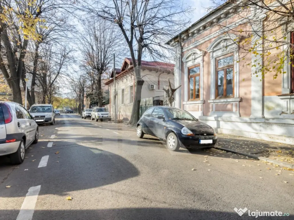 Vilă interbelică – eleganță și investiție în inima 