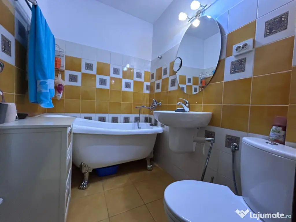 - Apartament 2 camere Renovat Total, zona Garii. Suprafata 4 