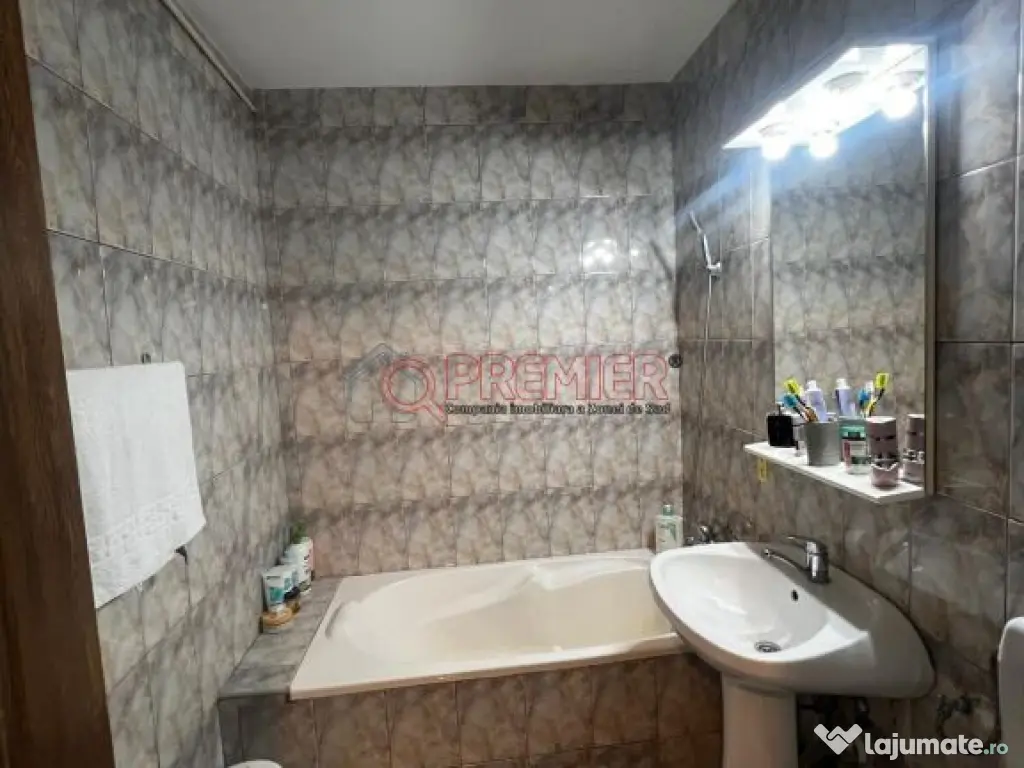 2 camere - Metrou Aparatori + Parcare ADP