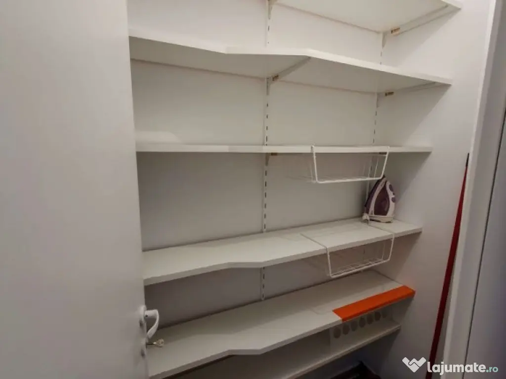 Vitan mall moruzzi etaj 4 