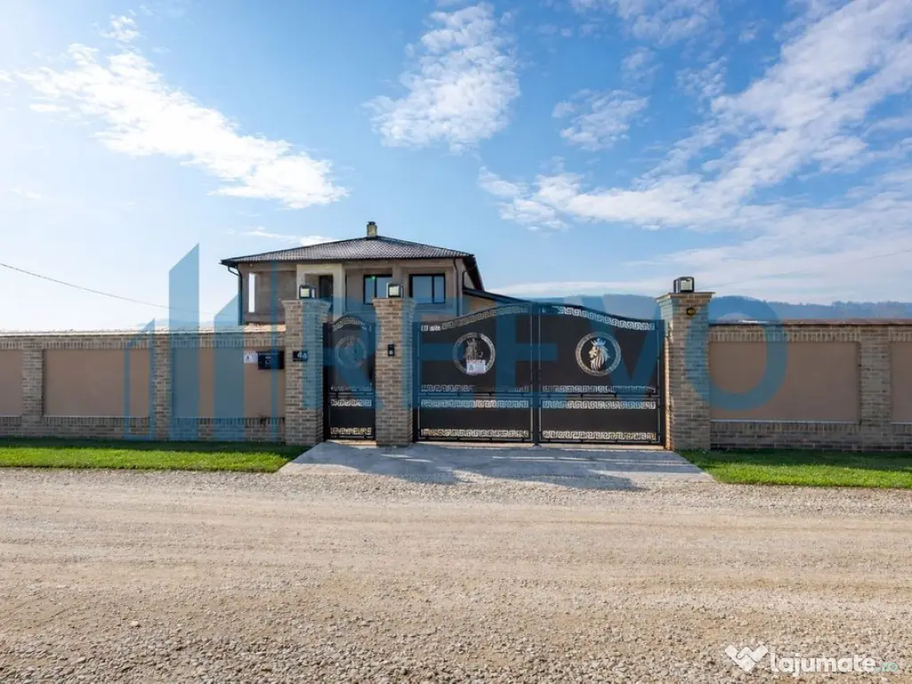 Casă/Vilă 500 mp Dumbrava Roșie, NT 