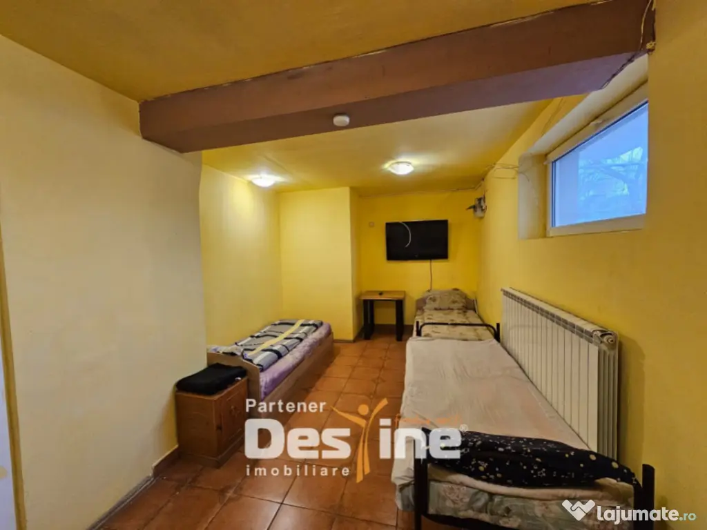 Pensiune de inchiriat - 300 mp - zona Bucium 