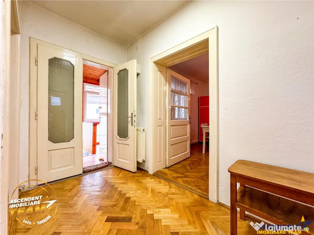 FILM3D! Casa ospitaliera,curte si gradina asortata,arie lini 