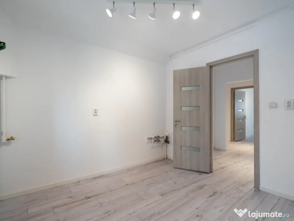 Apartament 3 camere, Nerva Traian, plan secund 