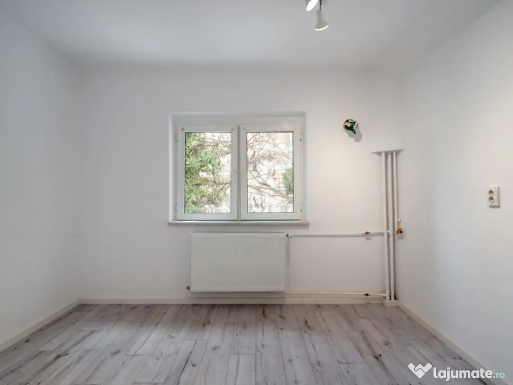 Apartament 3 camere, Nerva Traian, plan secund 