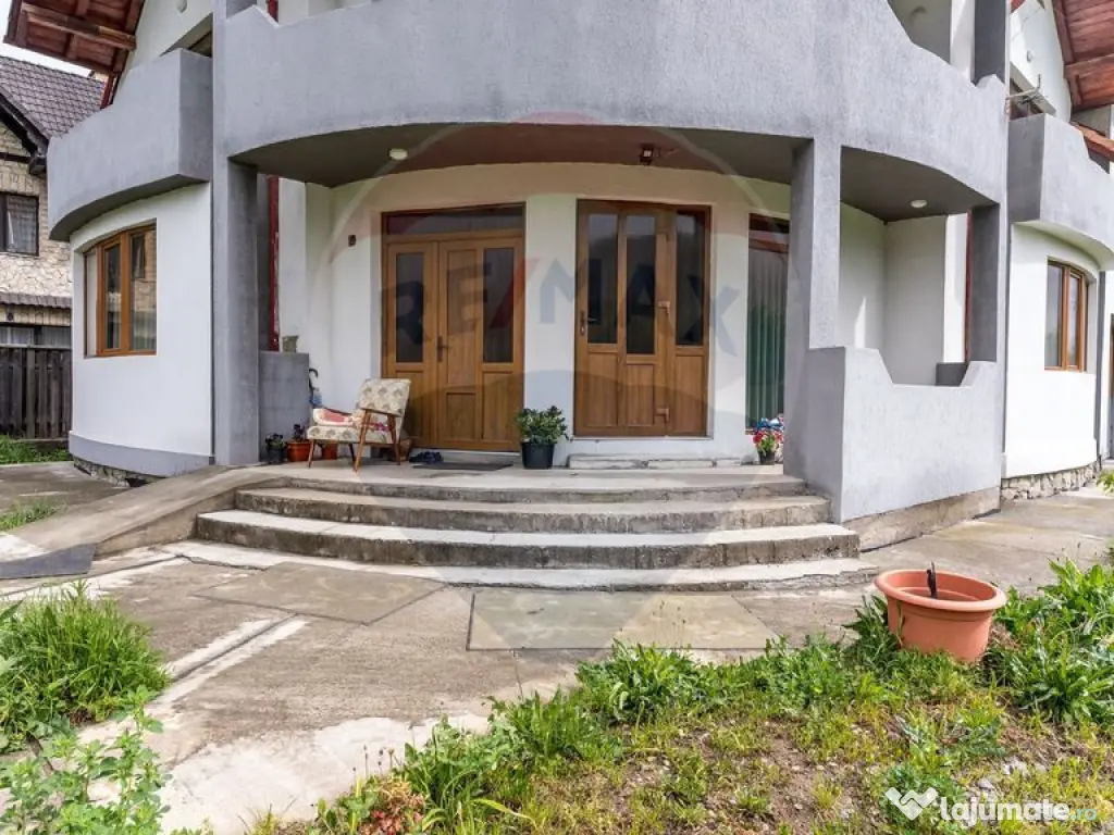 Casa cu 6 camere de vanzare, zona Centrala, Huedin 