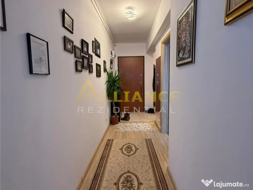 Apartament 2 camere semidecomandat, mobilat si utilat, parca 
