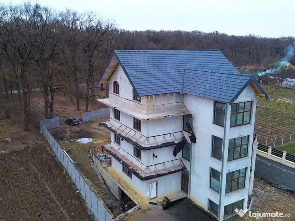 Proprietate Deosebita 707MP in Padurea Noroieni