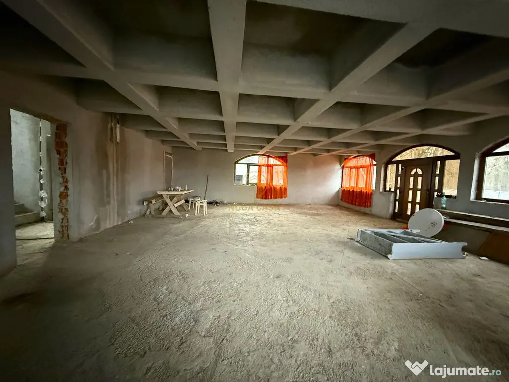 Proprietate Deosebita 707MP in Padurea Noroieni