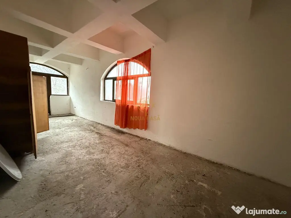 Proprietate Deosebita 707MP in Padurea Noroieni