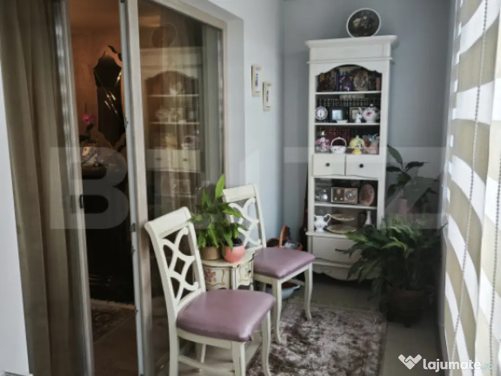 Apartament de lux 92 mp mobilat si utilat zona RAMADA Pitest