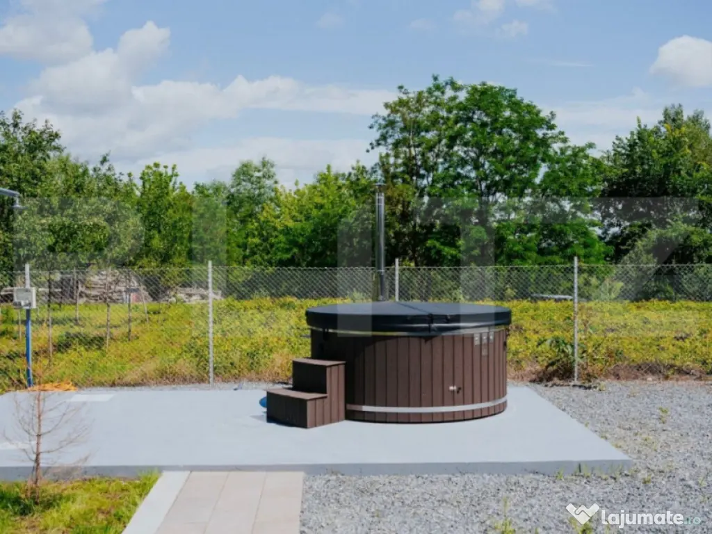 Proprietate pe malul Mureșului – Stâna de Mureș