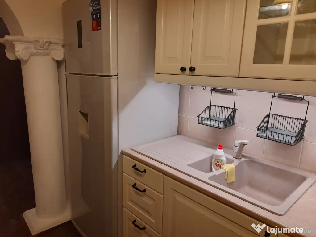 Apartament cu 2 camere, decomandat, cu parcare, București, Rahova, proprietar.