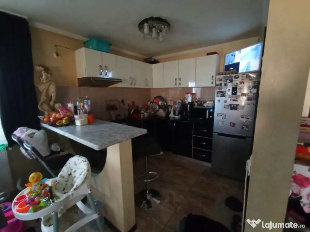 casa de vânzare în Navodari 