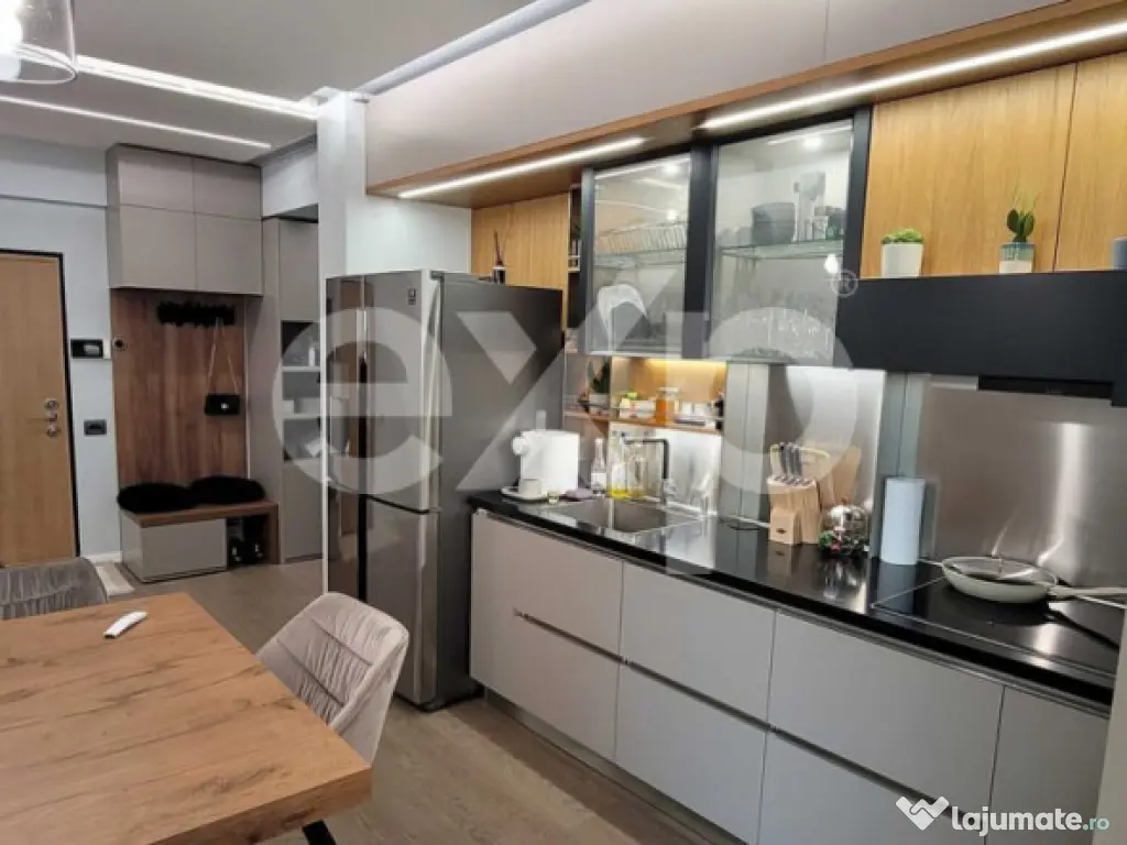 Inchiriez apartament ultracentral 2 camere,mobilat/utilat+lo 