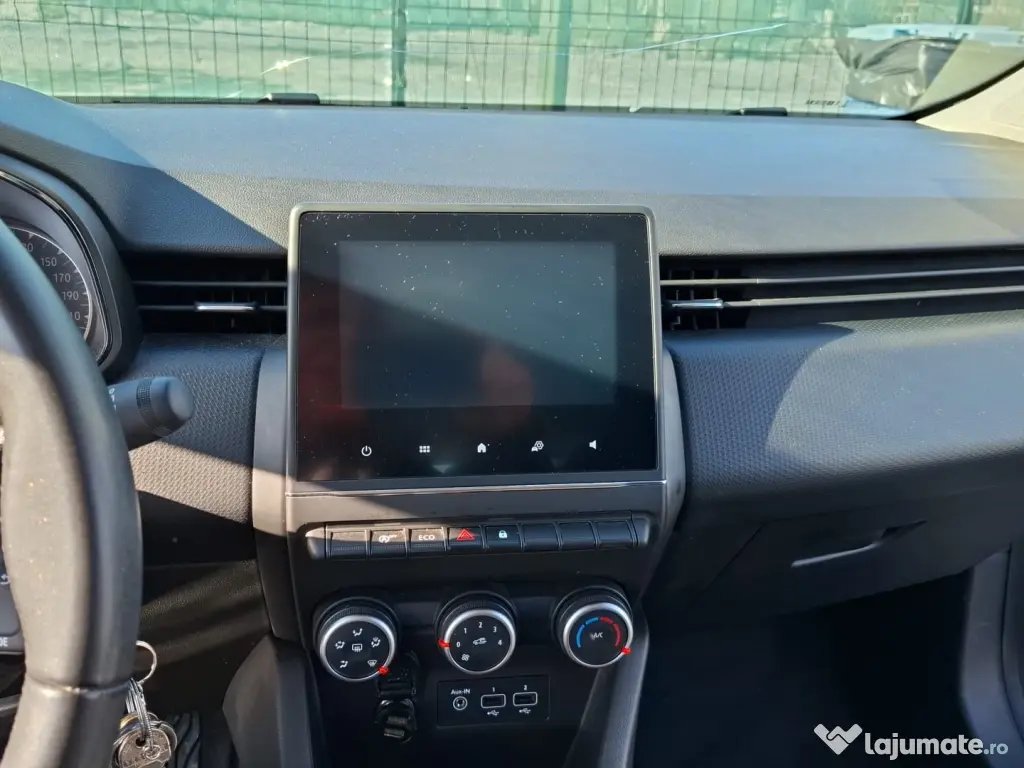 vând Renault Clio din 2023, cu motor pe benzină  +GPL ECO G 100 