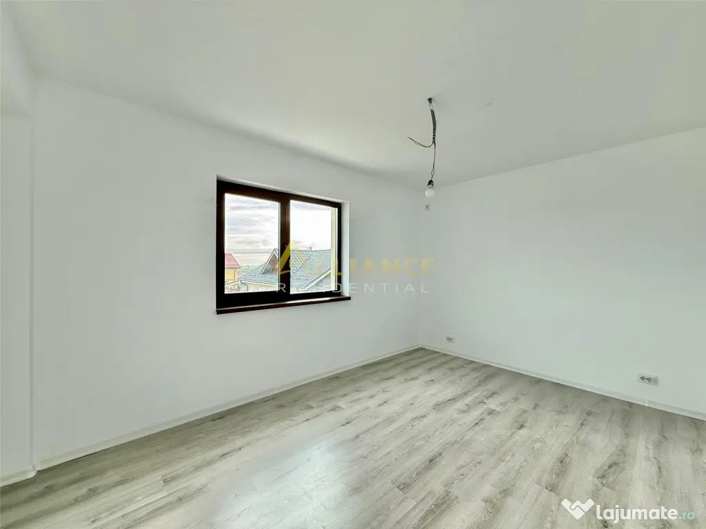 Vila individula | P 1E Pod | 4 camere | Teren 320mp 