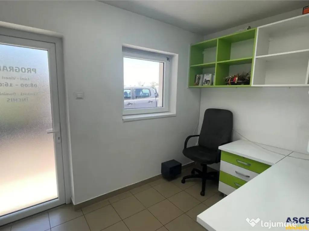 Spatiu multifunctional,locuri parcare in curte,gradina,facil 