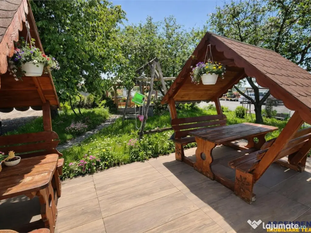 Spatiu multifunctional,locuri parcare in curte,gradina,facil 