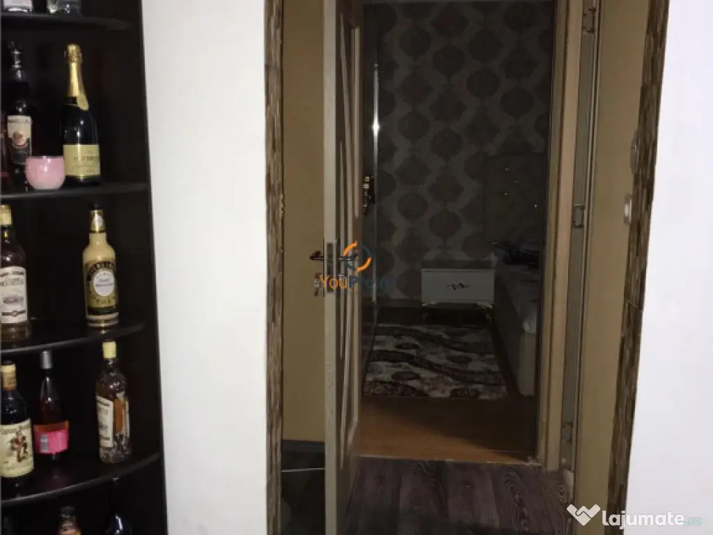 Apartament 3 camere semidecomandat etaj 1 Zona Soarelui 