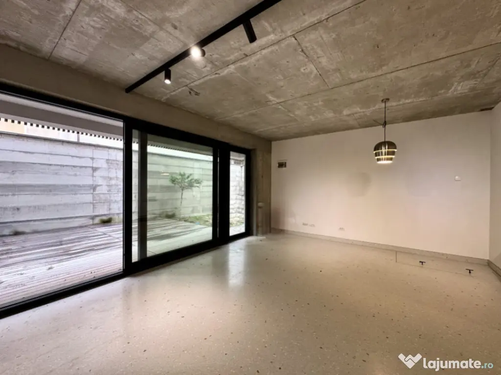 Duplex 4 camere | Lift privat | Curte 50mp | 2 Parcări Doro 