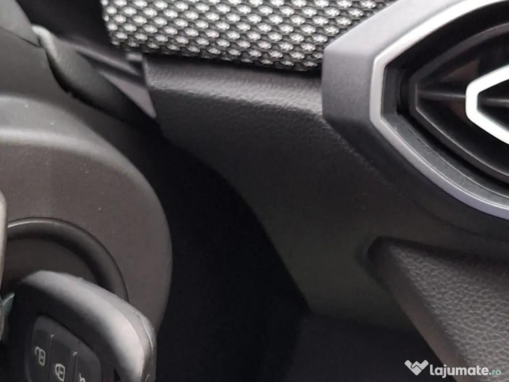 Vand Dacia Logan 3 2024 noua 20km 