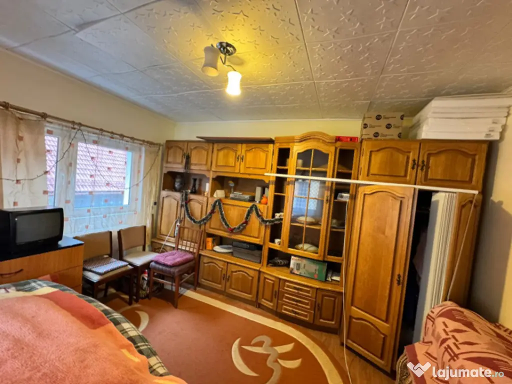 Casă individuală, 101 mp, zonă Centrală - Valea Roșie 