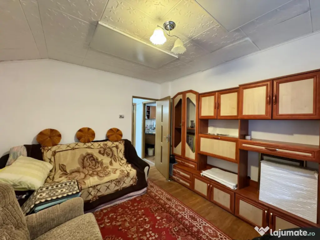 Casă individuală, 101 mp, zonă Centrală - Valea Roșie 