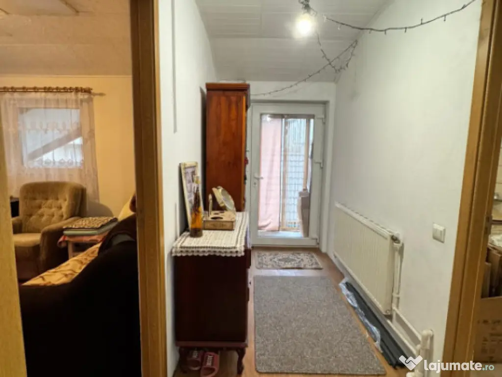 Casă individuală, 101 mp, zonă Centrală - Valea Roșie 