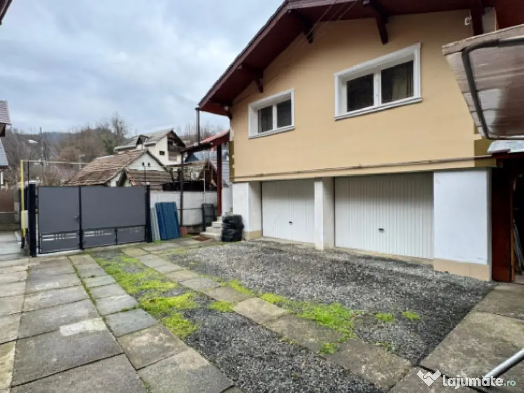 Casă individuală, 101 mp, zonă Centrală - Valea Roșie 