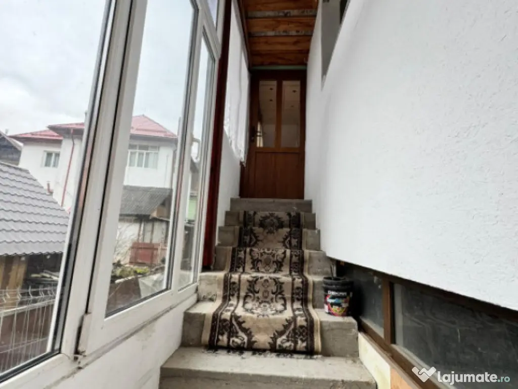 Casă individuală, 101 mp, zonă Centrală - Valea Roșie 