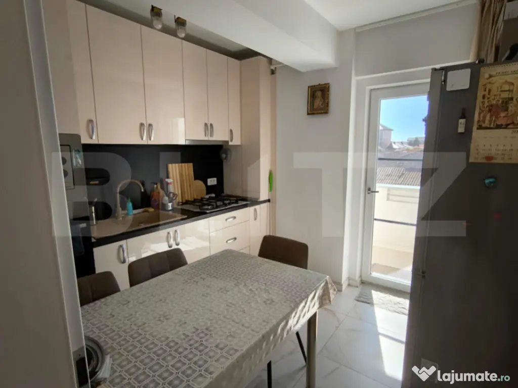 Apartament 3 camere, 80 mp, zona Parcul Romanescu 