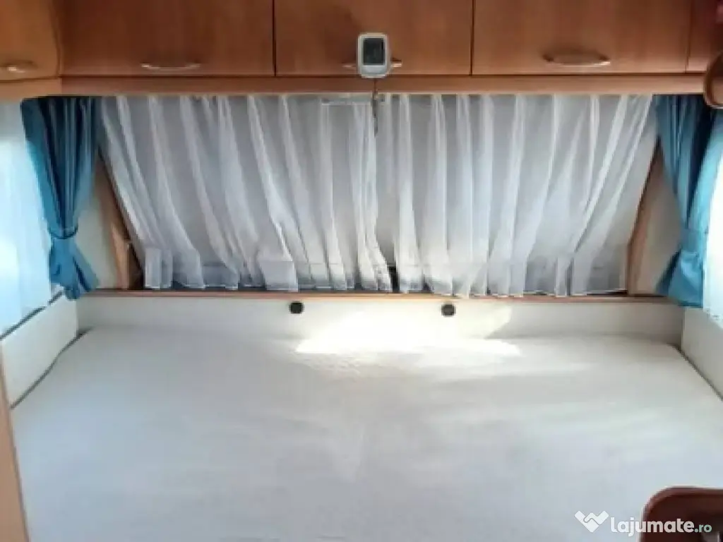 Vând o superbă Rulotă marca Hobby Excellent 400