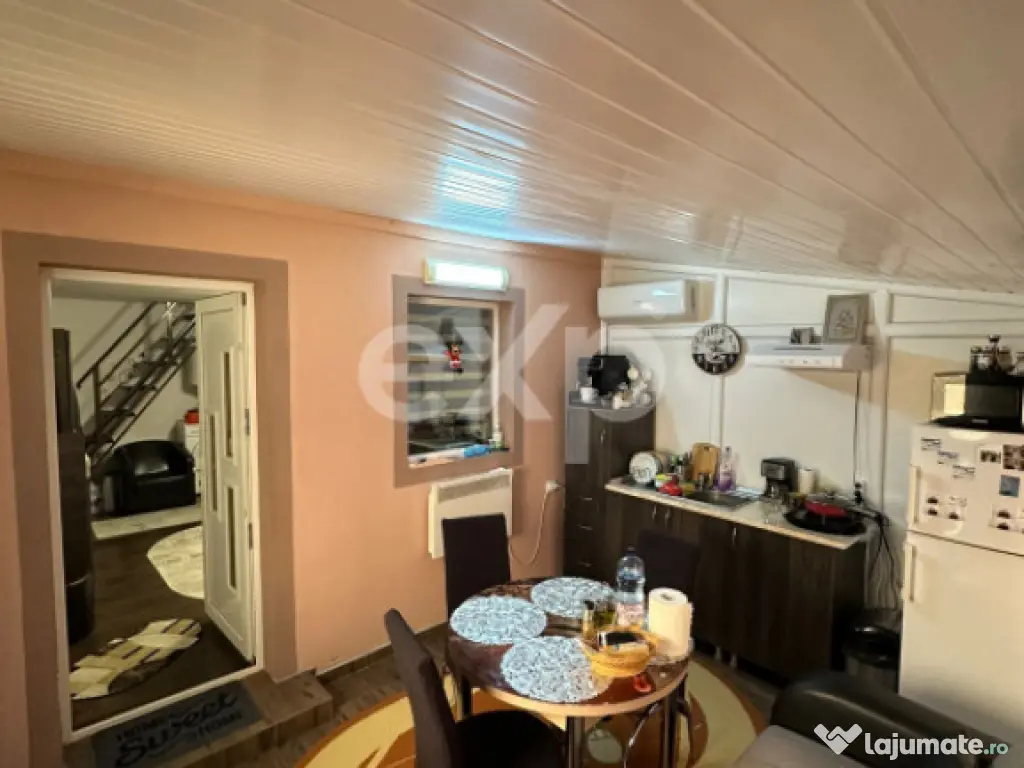 Teren 445 cu fundatie de casa mare + o Casuta locuibila mode 