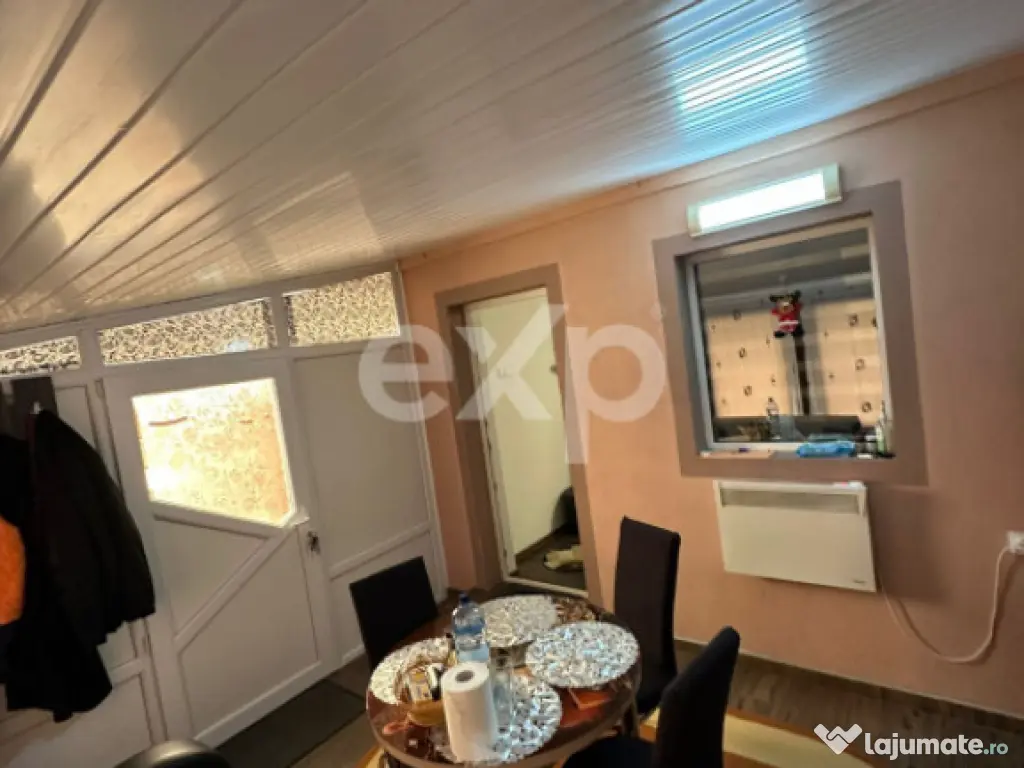 Teren 445 cu fundatie de casa mare + o Casuta locuibila mode 