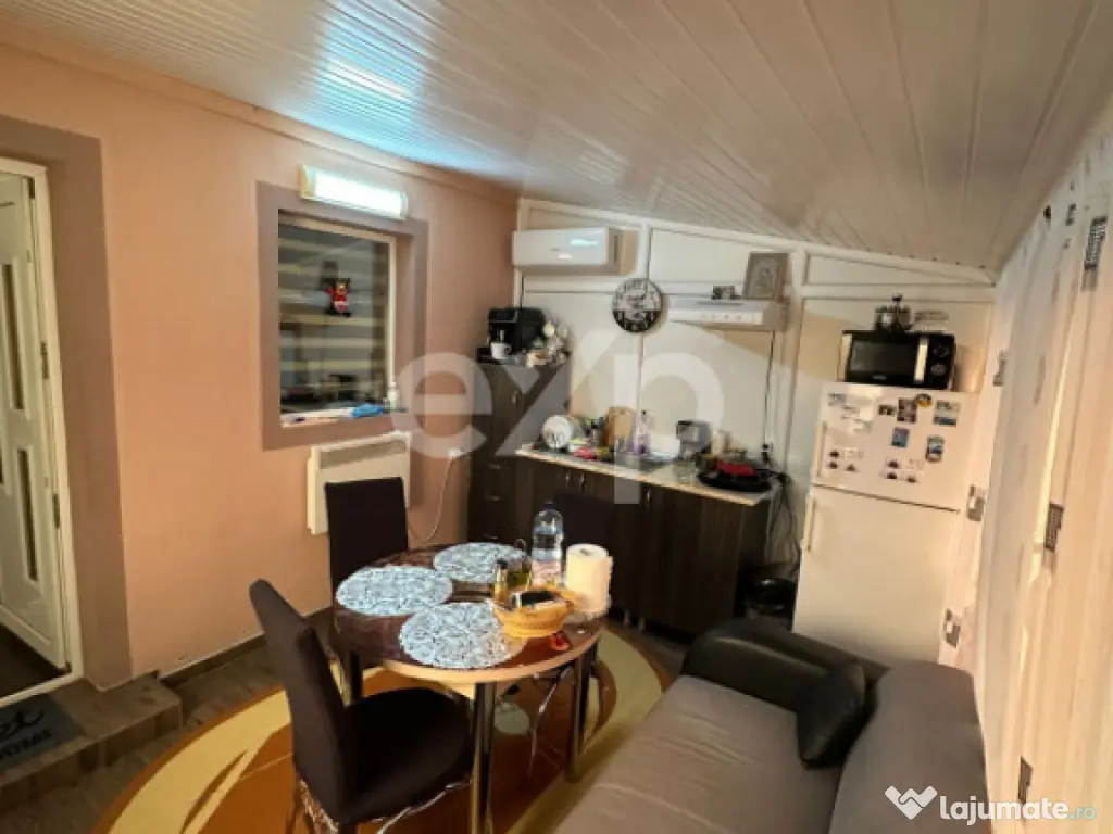 Teren 445 cu fundatie de casa mare + o Casuta locuibila mode 