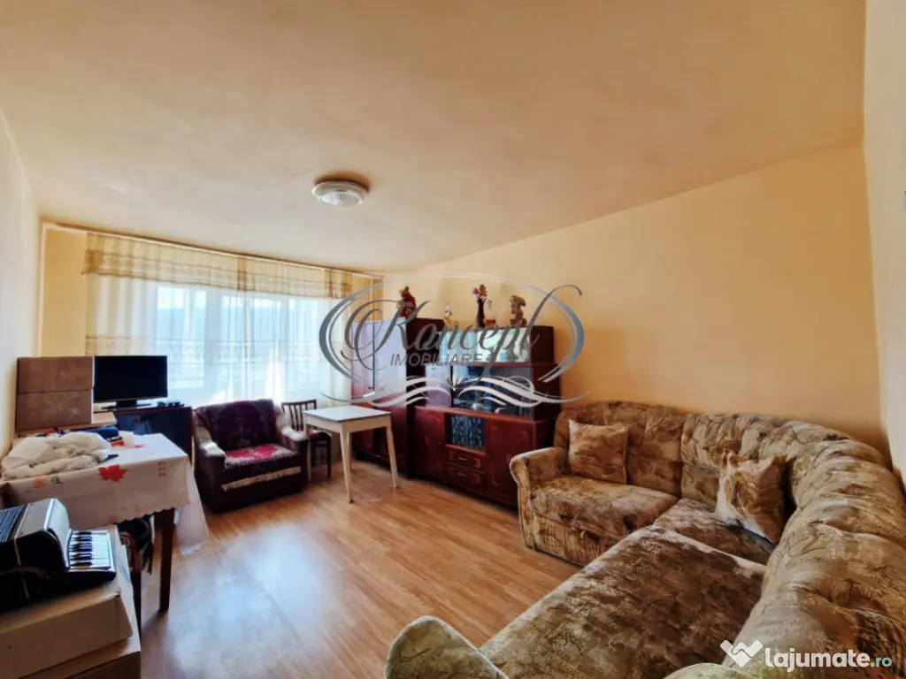 Apartament cu potential, orientare sud-est, 2 balcoane, zona 