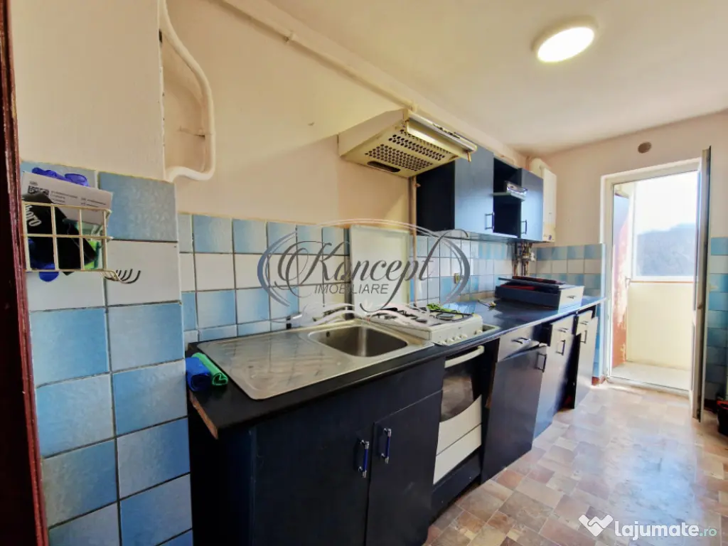 Apartament cu potential, orientare sud-est, 2 balcoane, zona 