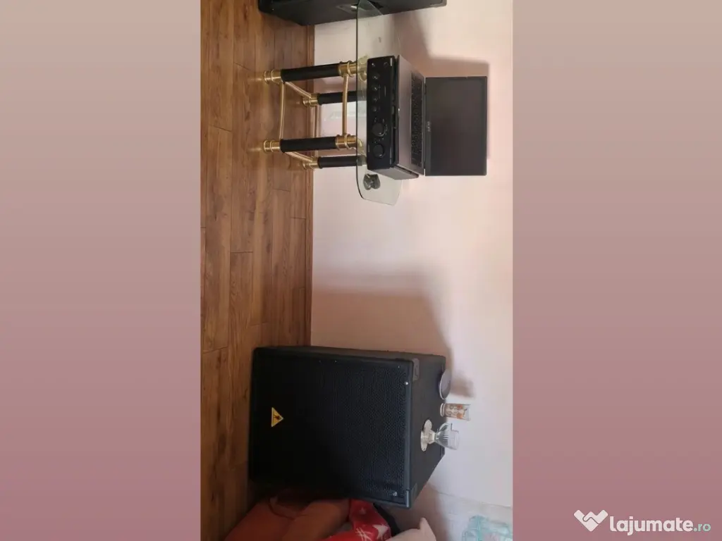 Sistem audio behringer