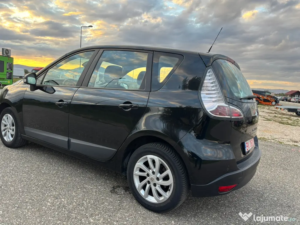 Renault Scenic 2014 diesel euro 5 km 189000 carte service 