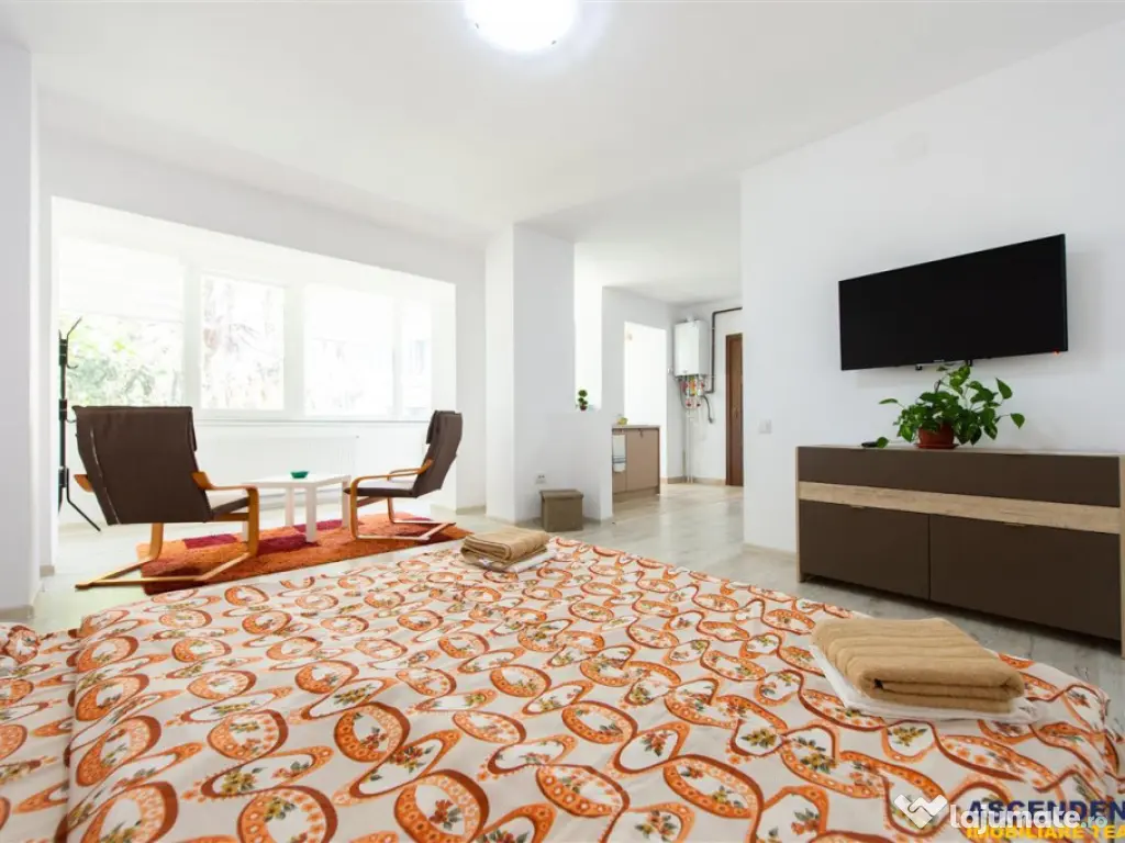 Apartament la casa, curte si acces propriu, loc parcare, Par 